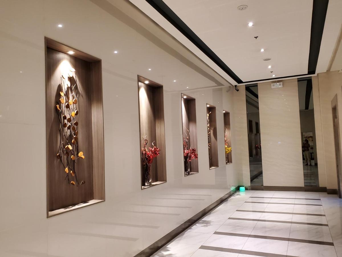 Cozyvilla At 81 Newport Blvd Walk To Naia T3 Marriott & Resorts World Casino & Newport Mall For 5 Pax Free Parking!!!! Pasay Esterno foto