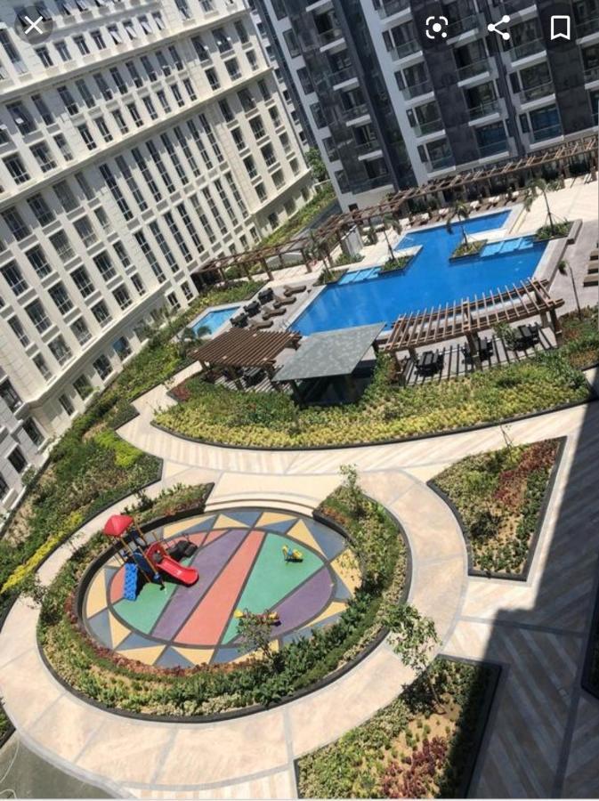 Cozyvilla At 81 Newport Blvd Walk To Naia T3 Marriott & Resorts World Casino & Newport Mall For 5 Pax Free Parking!!!! Pasay Esterno foto